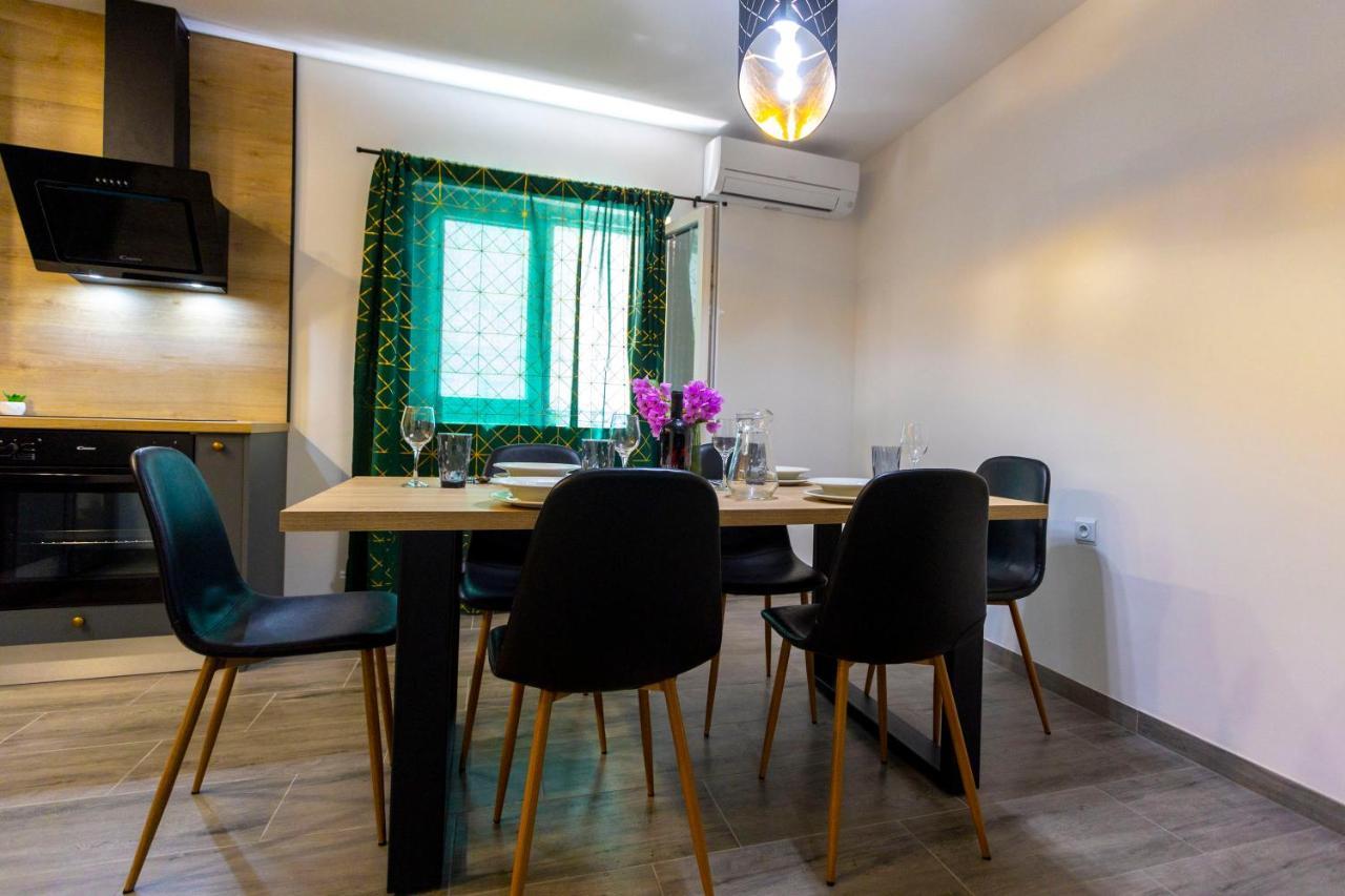 City Apartment Nora, Old Town Located, Free Parking Макарска Екстериор снимка